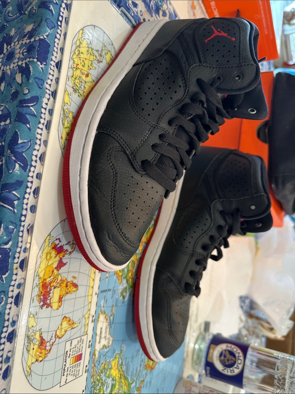 Nike Mid-Top Sneakers in Black with Red Accents